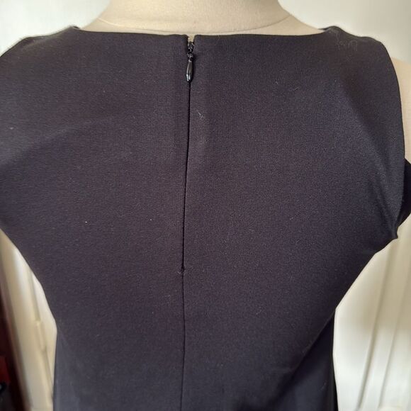 Ann Taylor Women's Sleeveless Beaded Floral‎ Top Small Black Stretch - Picture 9 of 10